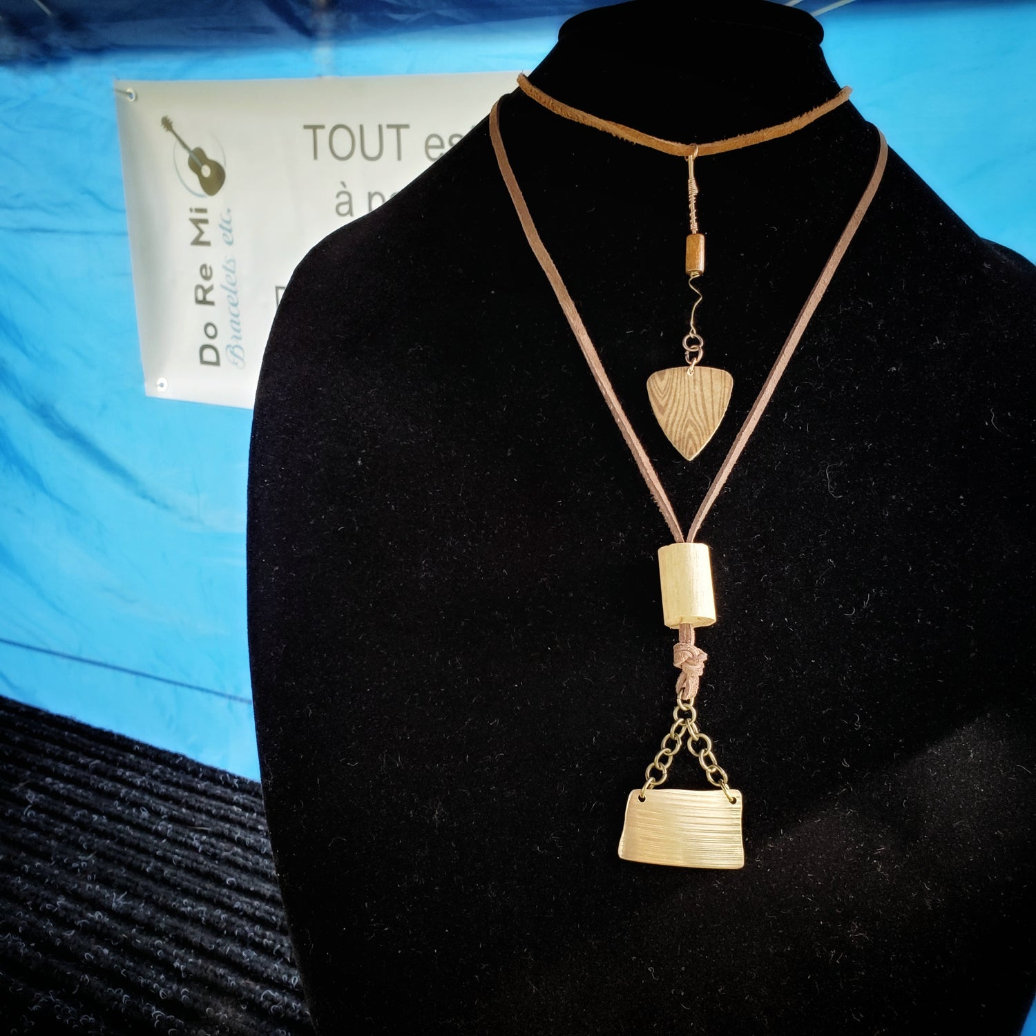 Colliers et pendentifs