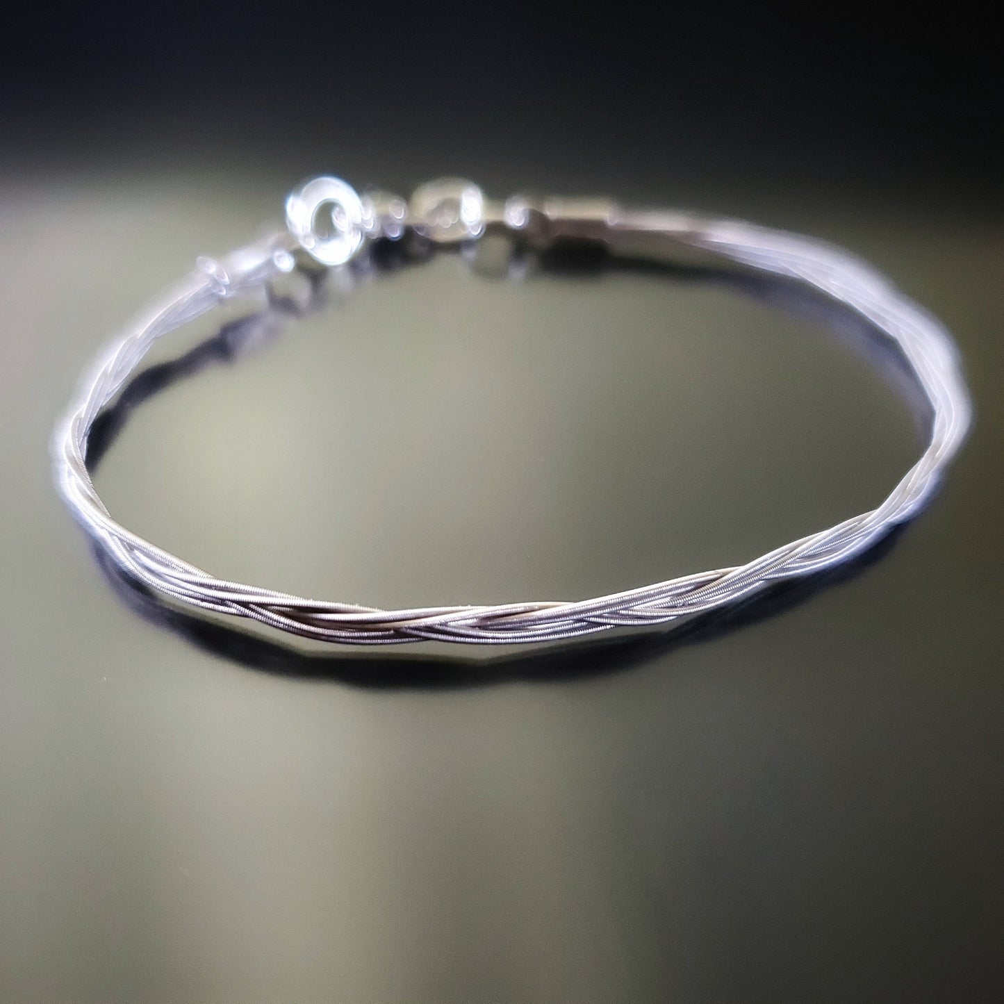 Bracelet à fermoir unisexe en cordes de banjo tressée