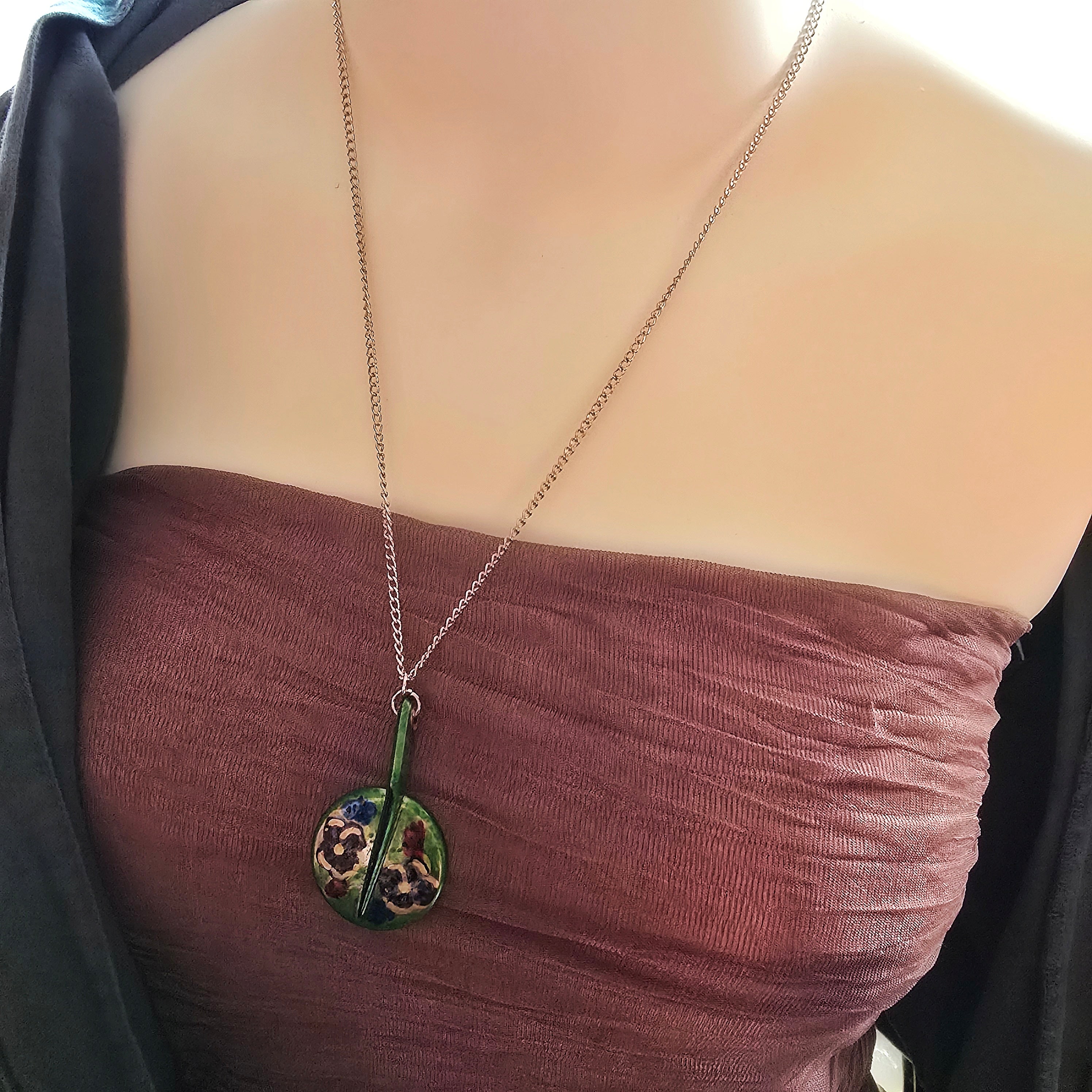 Collier de clé de saxophone avec fleurs