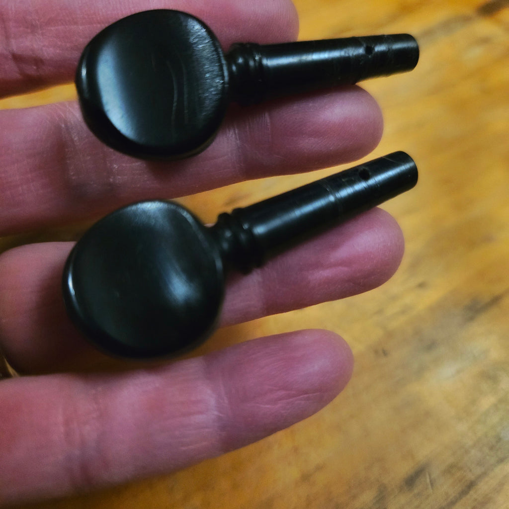 Ornement de Noël en chevilles de violon